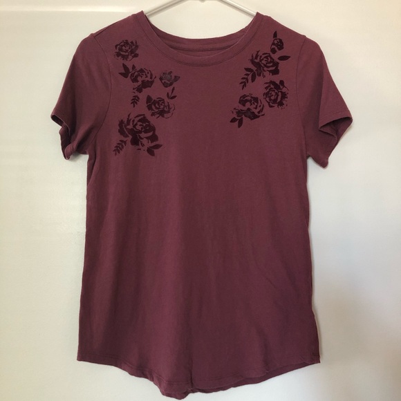 Old Navy Tops - Old Navy Crushed Velvet Floral Crew Neck Tee